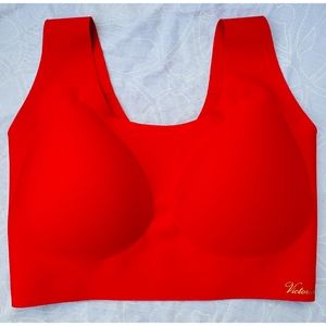 NEW - Victoria Secret Bra